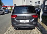 Volkswagen Touran 4