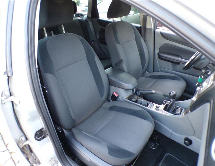 Ford Focus 19