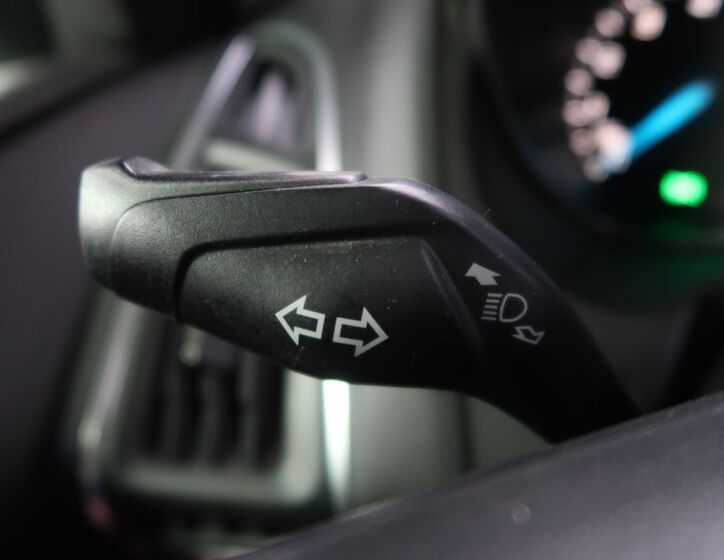 Ford Focus 25
