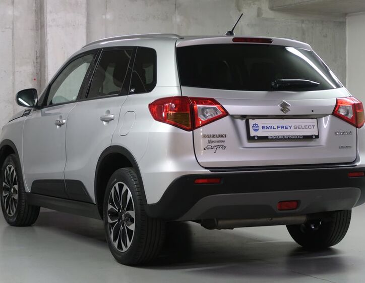 Suzuki Vitara 7