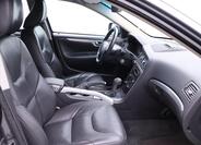 Volvo XC70 13