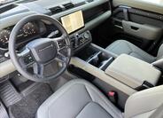Land Rover Defender 12