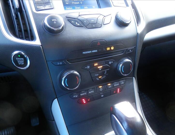 Ford S-MAX 13