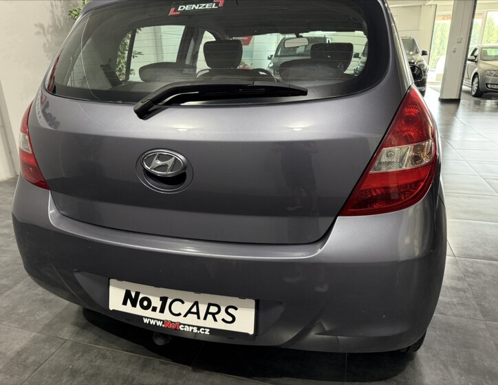 Hyundai i20 21