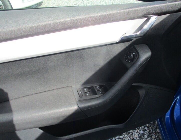 Škoda Octavia 12