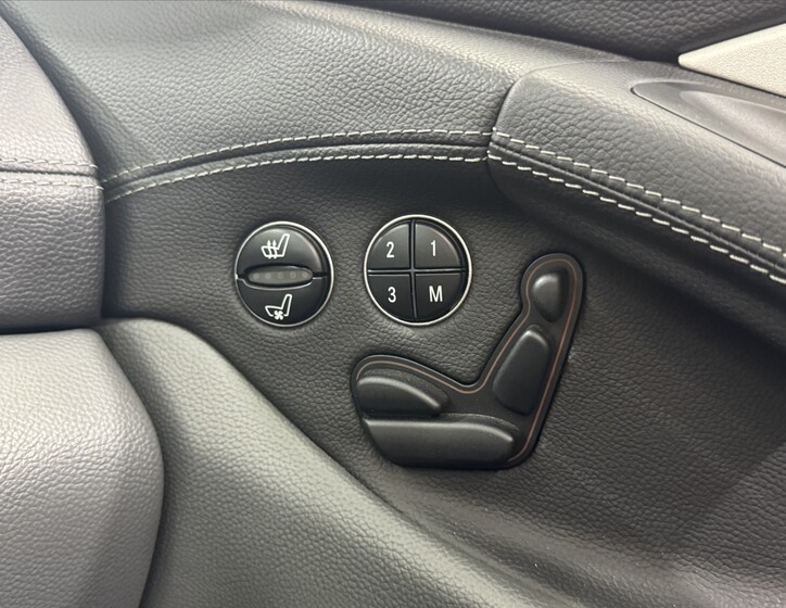 Mercedes-Benz SL 17