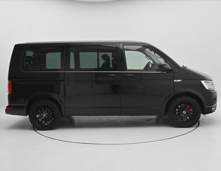 Volkswagen Multivan 8