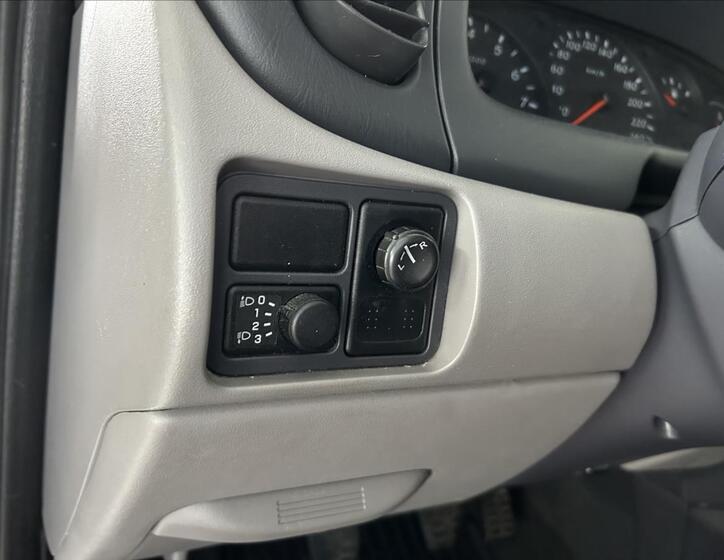 Nissan Almera 10