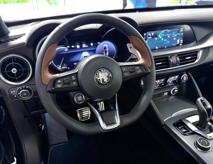 Alfa Romeo Stelvio 19