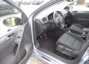 Volkswagen Golf 11