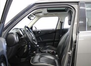 Mini Countryman 6
