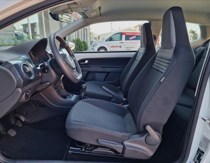 Volkswagen up! 18