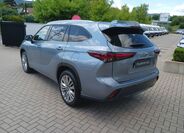 Toyota Highlander 4