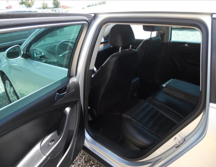 Volkswagen Passat 16