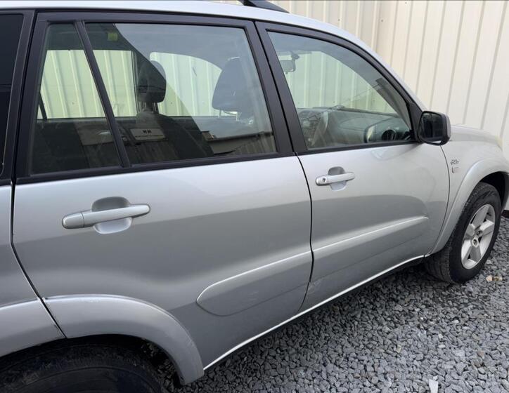 Toyota RAV4 15