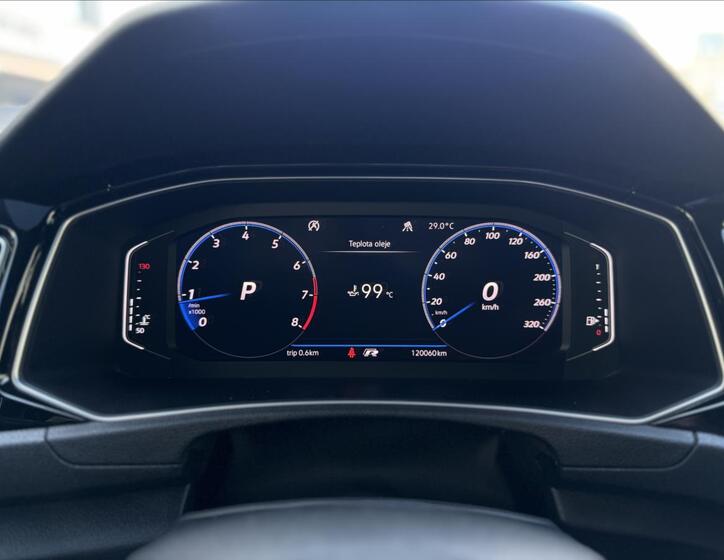 Volkswagen T-Roc 10