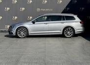 Volkswagen Passat 10