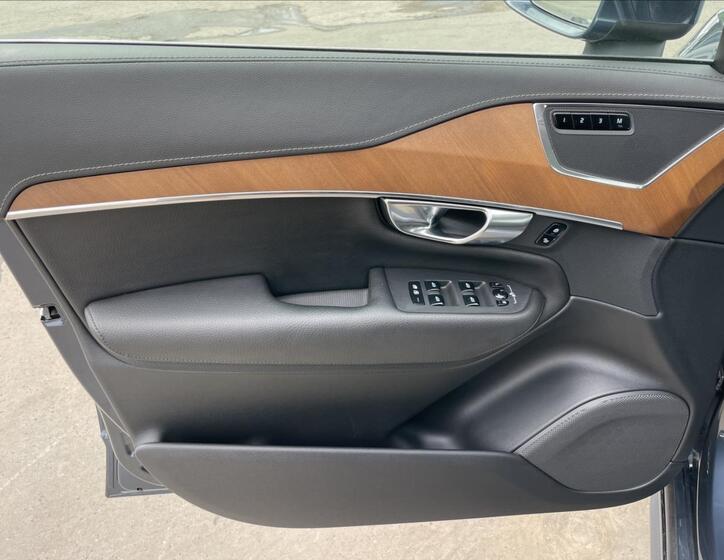 Volvo XC90 14