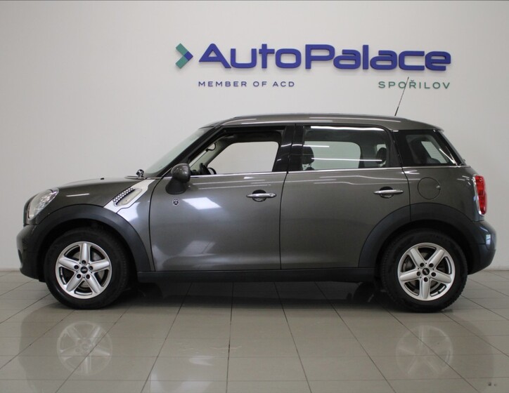 Mini Countryman 5