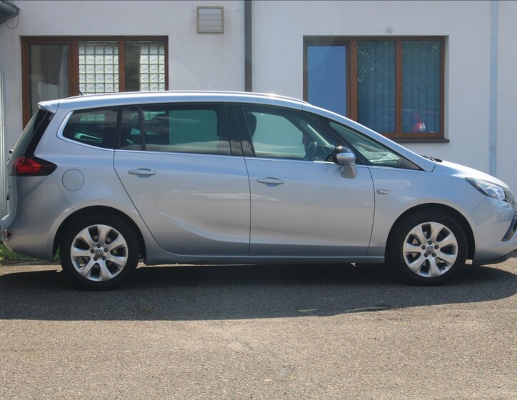 Opel Zafira 3