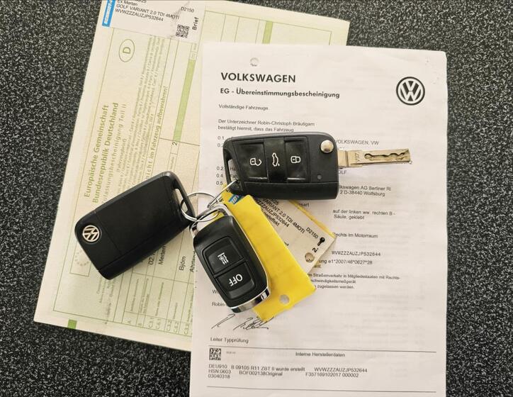Volkswagen Golf 50