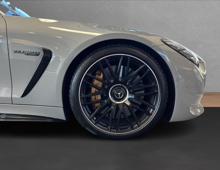 Mercedes-Benz AMG GT 25