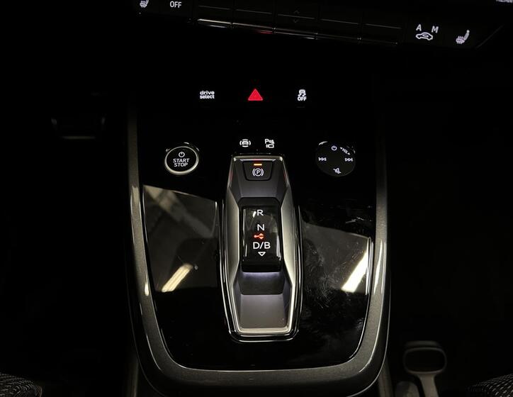 Audi Q4 17
