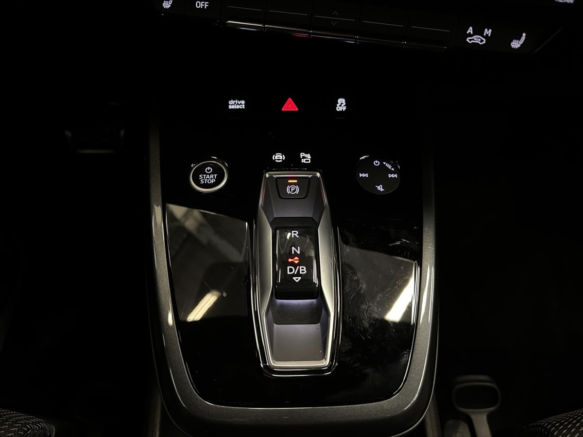 Audi Q4