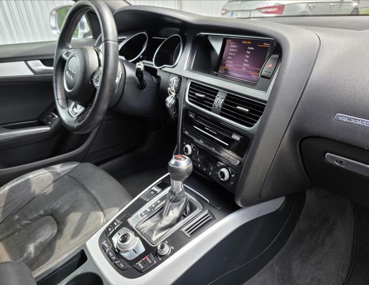 Audi S5 30