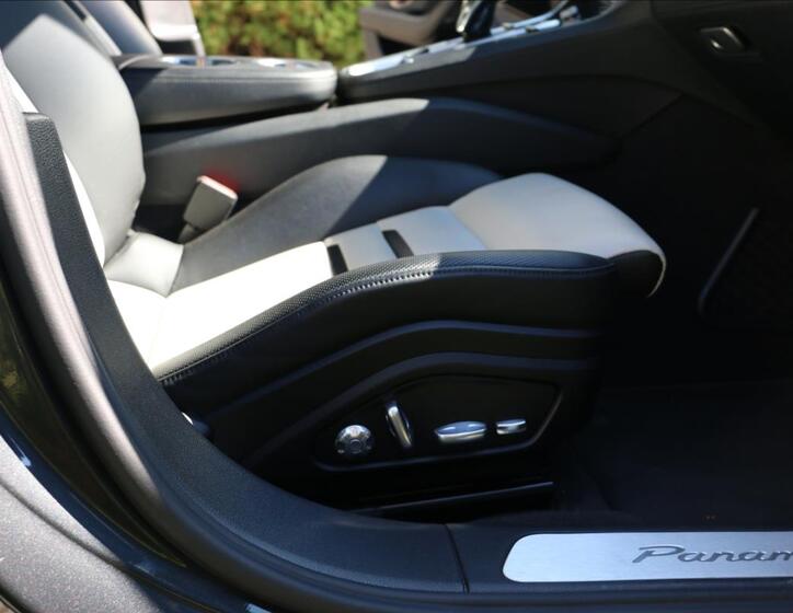 Porsche Panamera 45