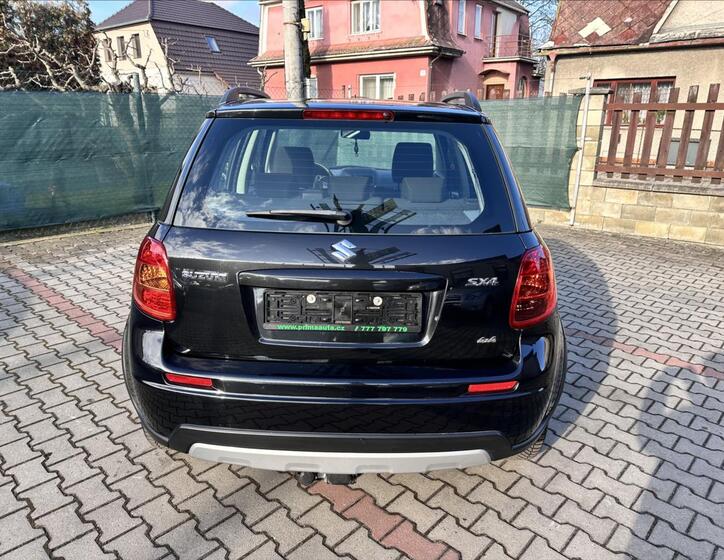 Suzuki SX4 4