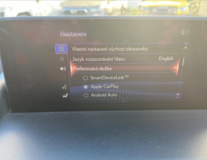 Lexus NX 300h 18