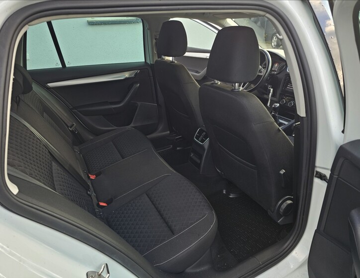 Škoda Octavia 33
