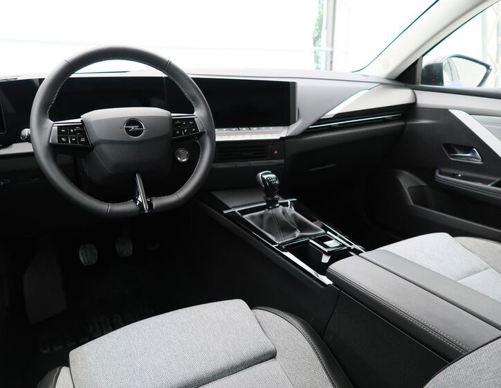 Opel Astra 16