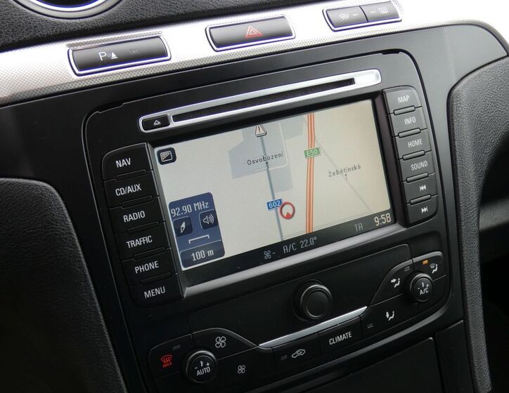 Ford Galaxy 39
