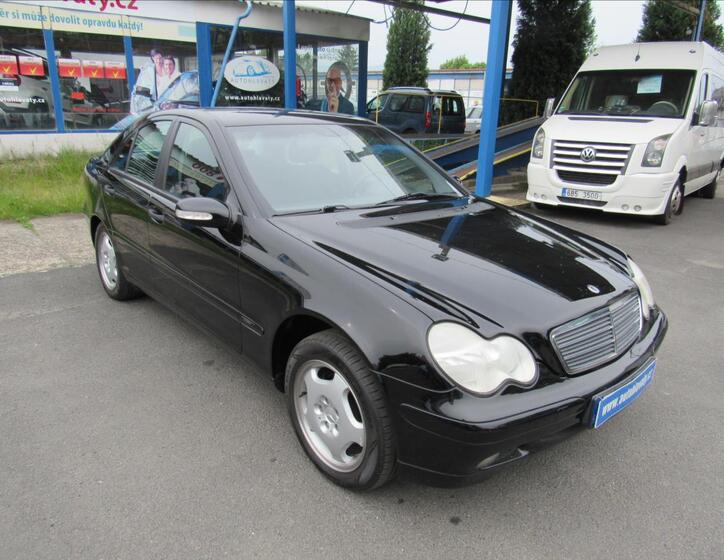 Mercedes-Benz Třídy C 3