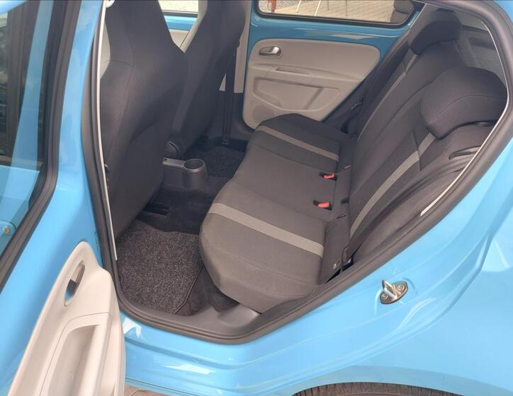 Volkswagen e-up! 13