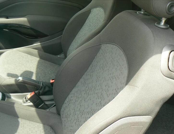 Opel Adam 11