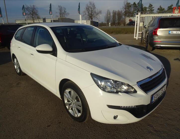 Peugeot 308 1