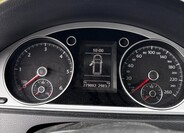 Volkswagen Passat 11