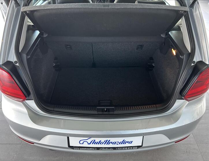 Volkswagen Polo 25