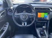 MG ZS 10