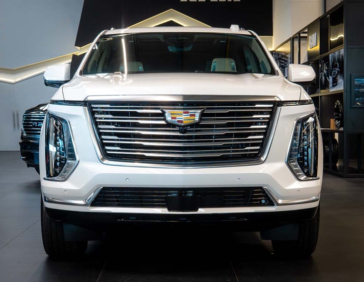 Cadillac Escalade 12