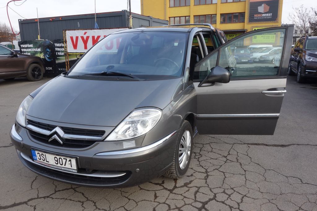 Citroën C8
