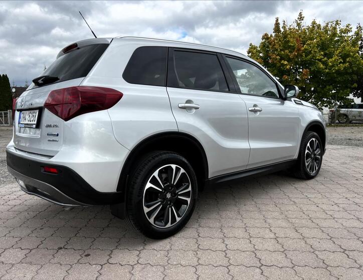 Suzuki Vitara 12