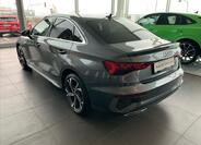 Audi A3 8