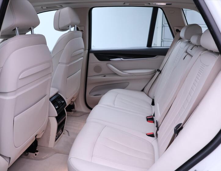 BMW X5 16