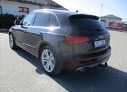 Audi SQ5 3