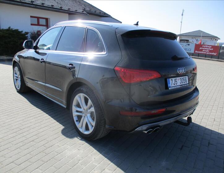 Audi SQ5 3