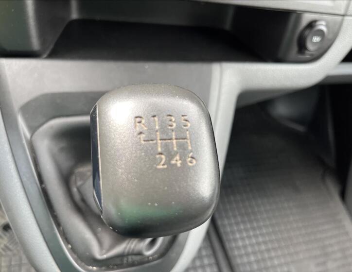 Peugeot Expert 19